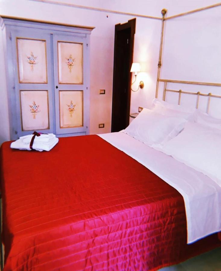 레체 Lo Scrigno Barocco B&B 외부 사진