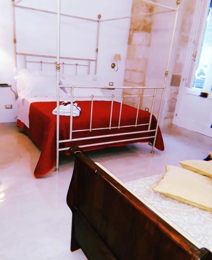 레체 Lo Scrigno Barocco B&B 외부 사진