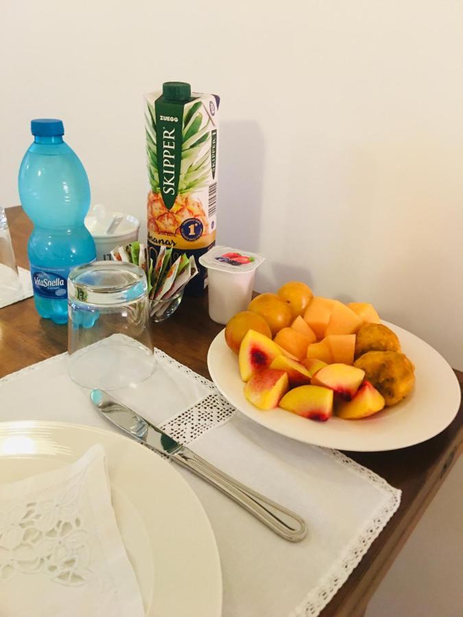 레체 Lo Scrigno Barocco B&B 외부 사진